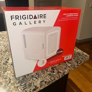 Gallery White Beverage Cooler